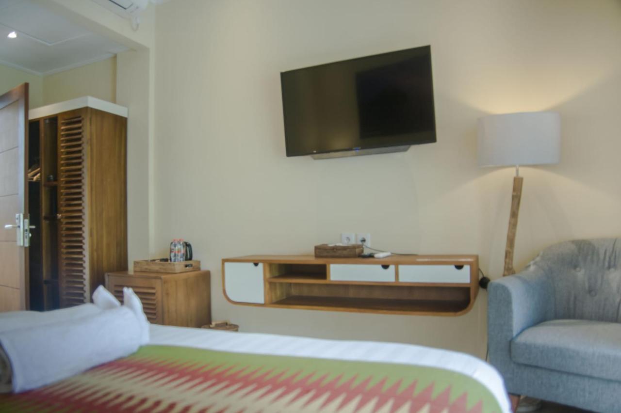 Akatara Hotel Toyapakeh Экстерьер фото