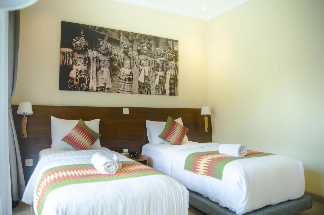 Akatara Hotel Toyapakeh Экстерьер фото