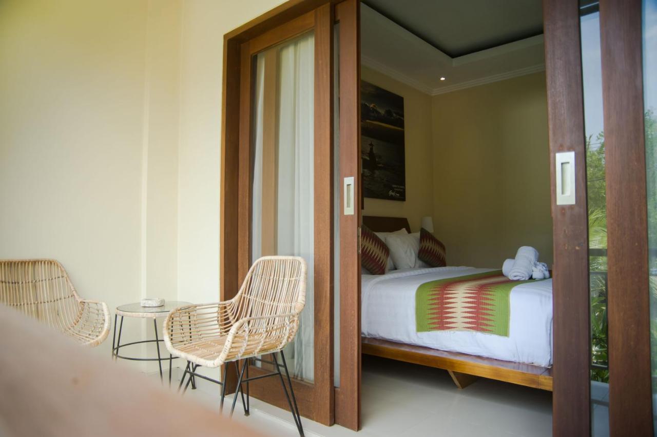 Akatara Hotel Toyapakeh Экстерьер фото