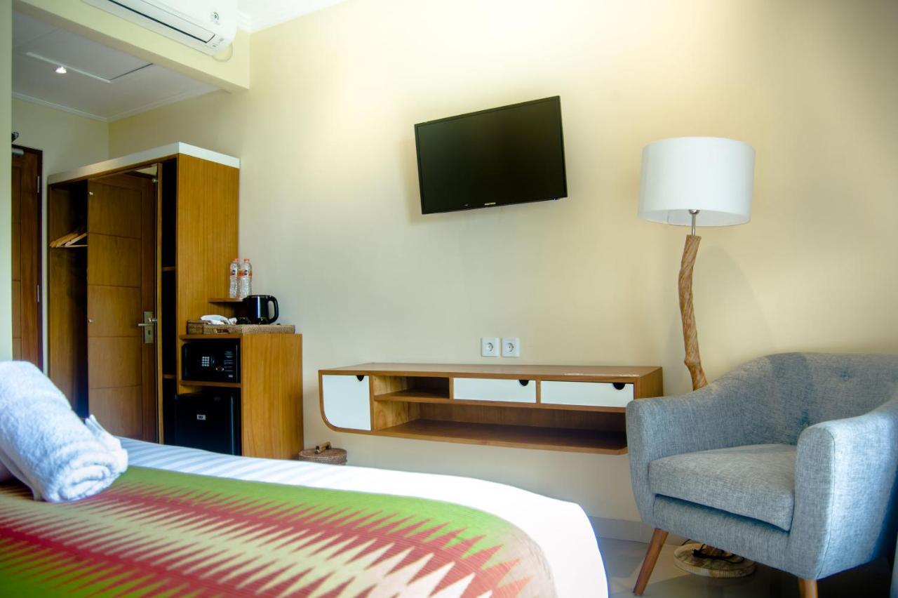 Akatara Hotel Toyapakeh Экстерьер фото