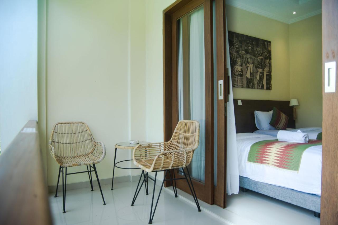 Akatara Hotel Toyapakeh Экстерьер фото